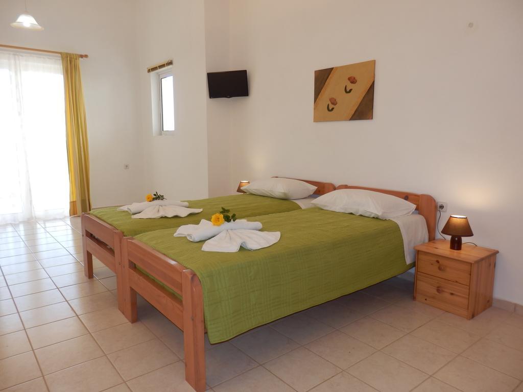 Maro Suites Tavronitis Exterior foto